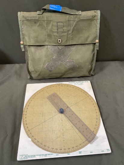 Board plotting M19 with storage bag