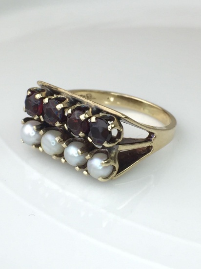 10K Yellow Gold Tourmaline and Pearl Ring