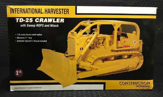 I-H TD-25 Crawler with Sweep ROPS & Winch in Box