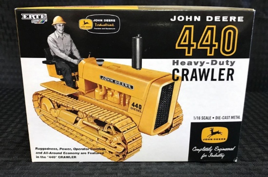 ERTL John Deere 440 Heavy Duty Crawler Diecast Replica Tractor In Box