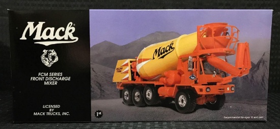 Mack FCM Series Front Discharge Mixer in Box