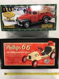 Lot of two diecast toy and Bank