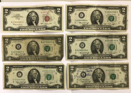 Group of 6 $2 bills