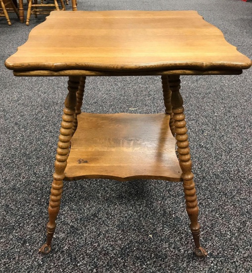 Oak parlor table 1910