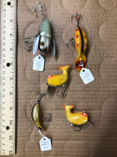 Box lot of five vintage fishing Lures