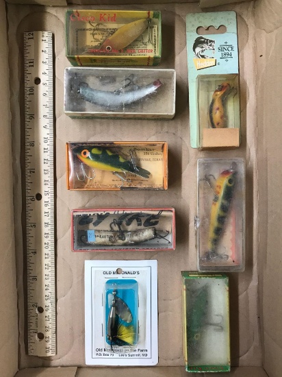 Box lot of eight vintage fishing Lures in boxes