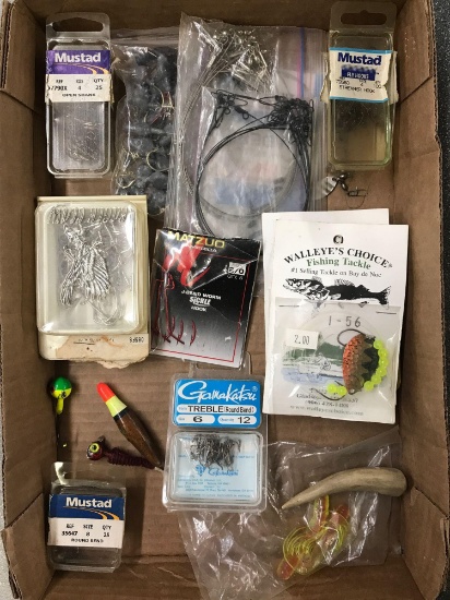 Box lot of vintage fishing tackle