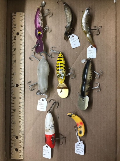 Box lot of eight vintage fishing lures