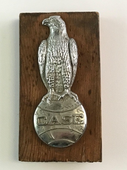 Case eagle, mounted on the block of wood