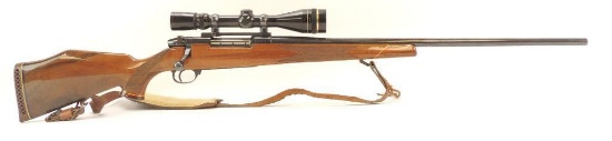 Weatherby Mark V .300 W.M. Bolt Action Rifle with Leupold Scope