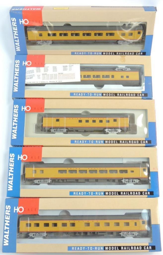 Walthers HO Decals Union Pacific Passenger Car Red 93-64 