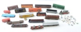 HO Scale Pennsylvania Rail Road Locomotive With 15 Cars And Figures
