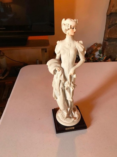 G.Armani "Lady W/Sunshade" Porcelain Figurine