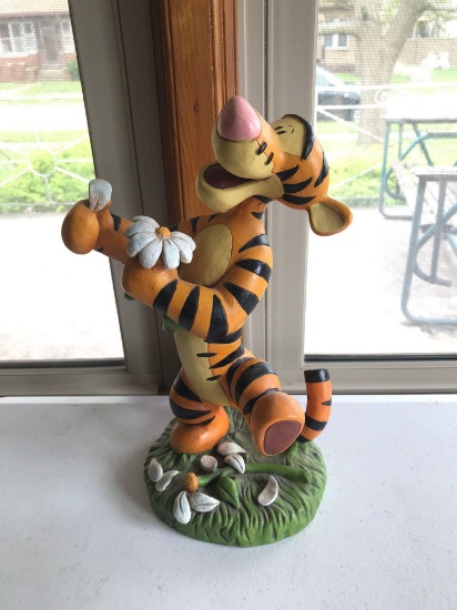 Tigger Winnie the Pooh Walt Disney figurine