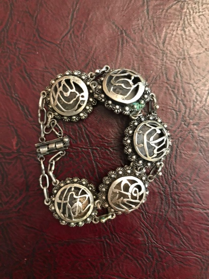 Vintage sterling silver bracelet