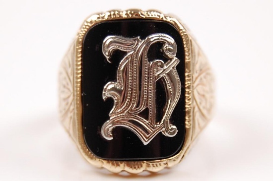 14k Yellow Gold and Onyx Signet Ring