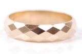 14k Yellow Gold Faceted Pattern Band