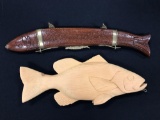 Fish shaped fillet knife with wooden fish figure
