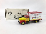 First gear South Bend limited edition 1959 diecast international R ? 190 delivery truck