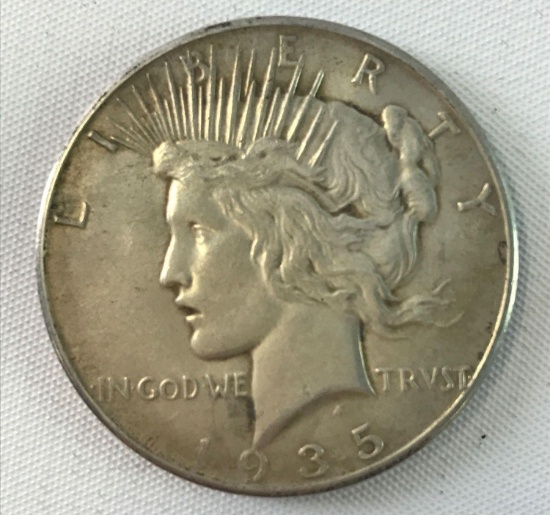 1935-P peace Silver dollar