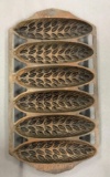 Antique Griswold cast-iron wheat pattern pan