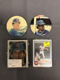 Group of Chicago Cubs baseball cards and more
