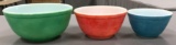 Vintage set of 3 Pyrex nesting bowls