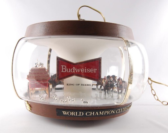 Vintage Budweiser Clydesdales Carousel Light Up Advertising Rotating Beer Sign