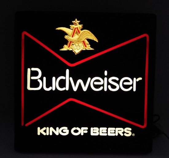 Vintage Budweiser Light Up Advertising Beer Sign