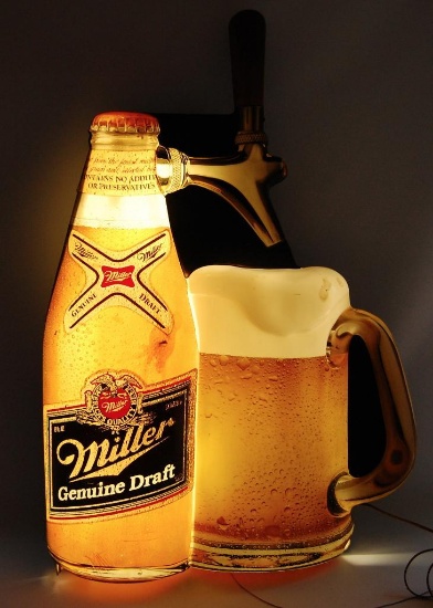 Miller Genuine Draft Light Up Advertising Beer Sign