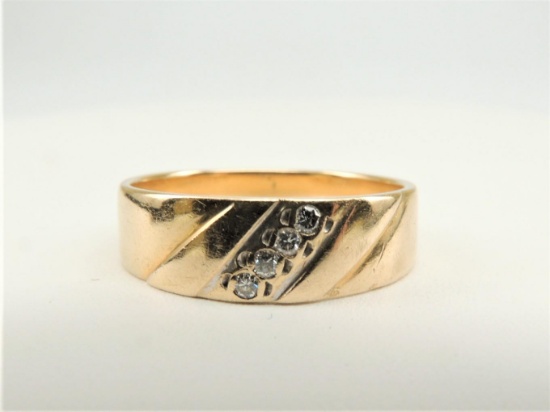 14k Yellow Gold Band with Diamonds