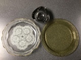 Group of 3 : Glass Dishes