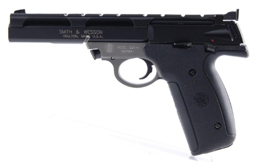 Smith & Wesson Model 22A .22 LR Cal. Semi Auto Pistol with Original Box
