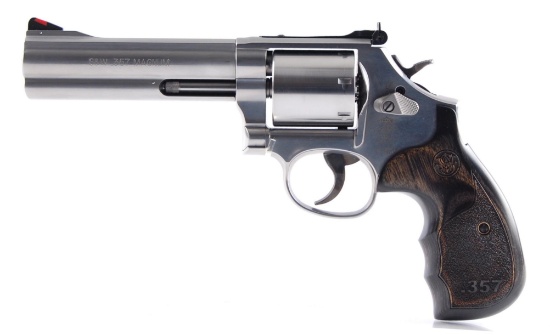Smith & Wesson Model 686-6 .357 Magnum Revolver with Original Case