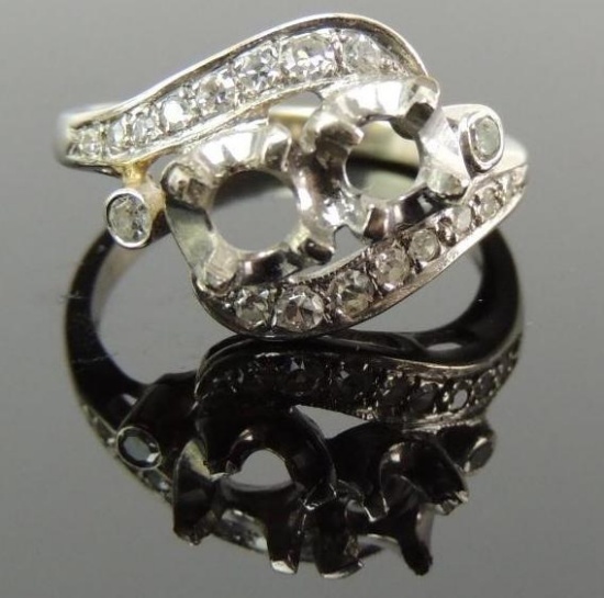 14k White Gold Vintage Ring