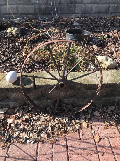 Cast iron wagon wheel