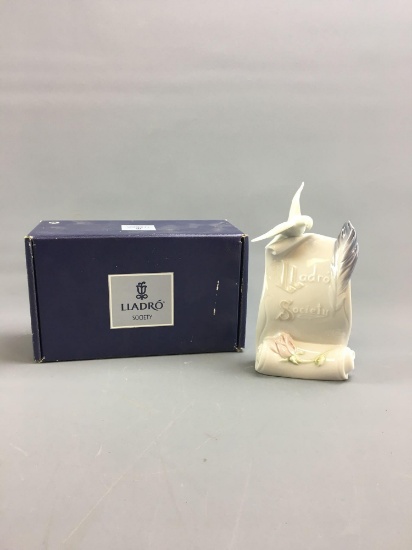 Vintage Lladro Society statue in original box