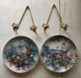 Group of 2 bird plates with holders