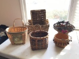 Group of 6 decorative baskets