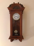 Lauris wall clock with key