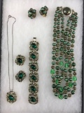 Green toned jewelry lot