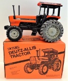 ERTL Special Edition Deutz-Allis Tractor.