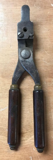 Vintage Winchester 32?165 bullet mold
