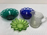 Group of Vintage glass pieces