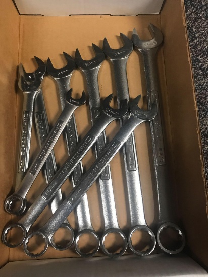 Group of nine Craftsman metric combination wrenches