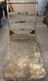 Heavy duty floor cart