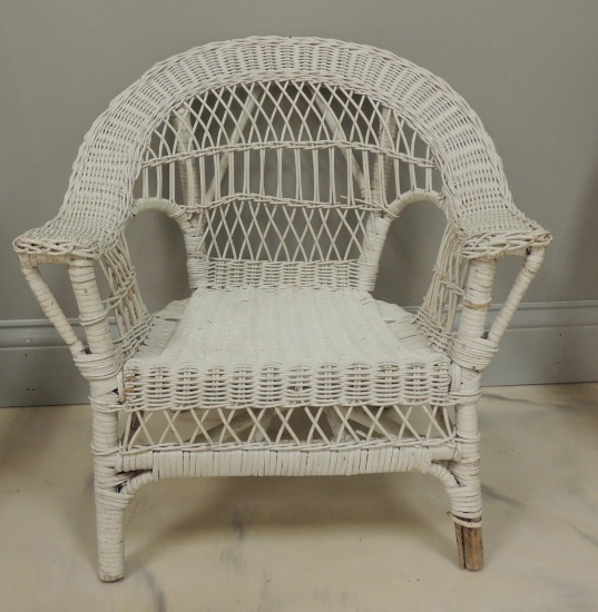 Antique Wicker Child's Chair