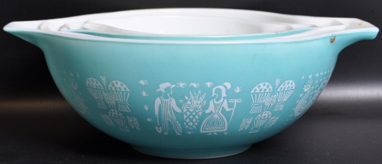 Group of Vintage Pyrex "Butterprint" White on Turquoise and Turquoise on White Nesting Mixing Bowls