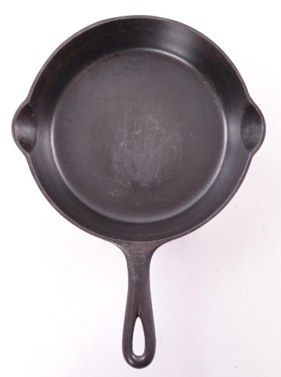 Antique Griswold No. 5 Cast Iron Skillet