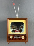 Roman Inc Retro Lighted TV/train plays music